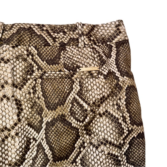 MICHAEL KORS snakeskin print shorts women’s size 10 medium - chino style - Picture 7 of 13